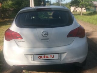 2011 Opel Astra J, белый, 650000 рублей, вид 1