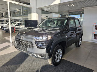 2025 Lada (ВАЗ) Niva I Рестайлинг (Travel), чёрный, 1552000 рублей, вид 1