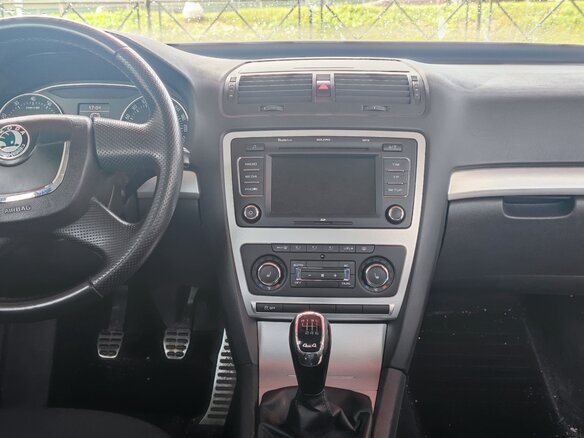 2012 Skoda Octavia Scout II (A5) Рестайлинг, серебристый - вид 11