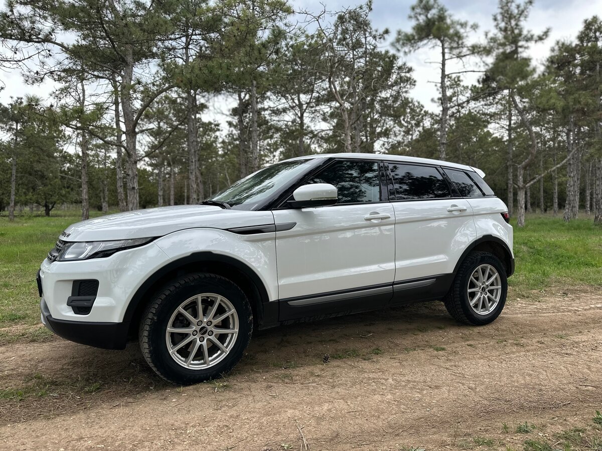 Купить б/у Land Rover Range Rover Evoque I 2.2d MT (150 л.с.) 4WD ...
