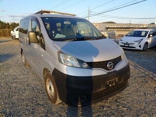 2018 Nissan NV200, серебристый, 1450000 рублей, вид 1