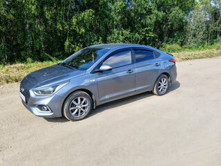 2017 Hyundai Solaris II, серый, 1100000 рублей, вид 1