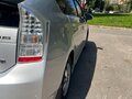 2010 Toyota Prius III (XW30), серебристый, 1050000 рублей - вид 9