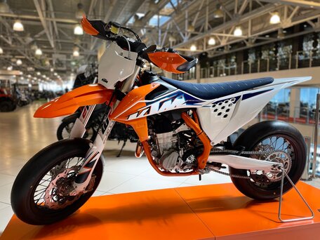 Мотоцикл KTM 450 SMR 2021 обзор