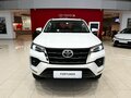 2023 Toyota Fortuner II Рестайлинг, белый, 7500000 рублей - вид 1