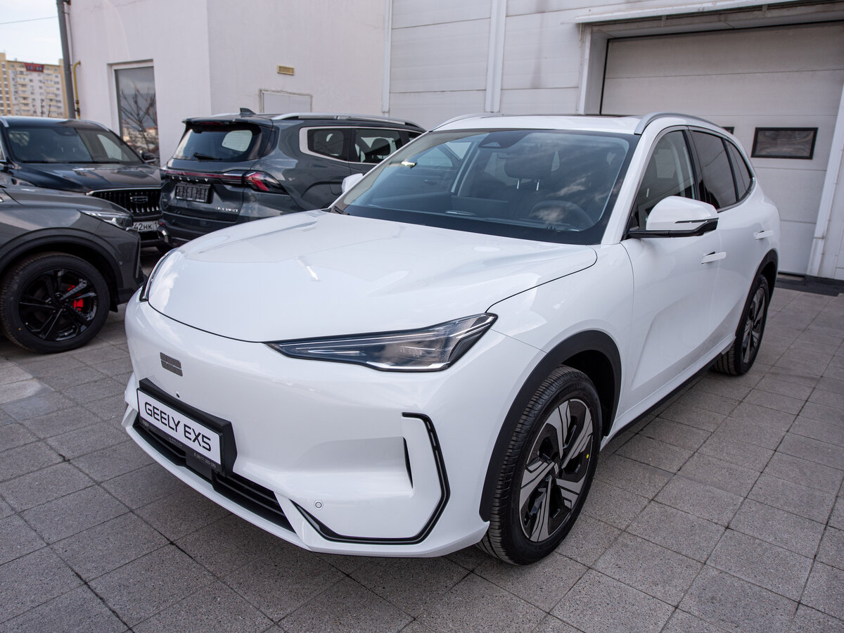 Geely EX5