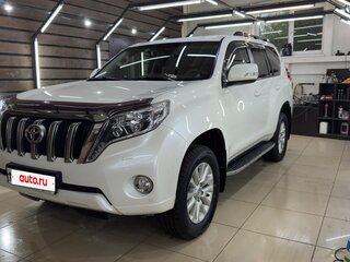 2014 Toyota Land Cruiser Prado 150 Series Рестайлинг 1, белый, 3500000 рублей, вид 1