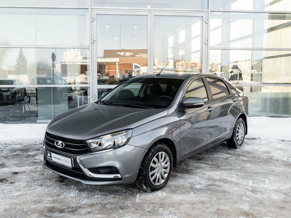 Купить б/у Lada (ВАЗ) Vesta I 1.6 MT (106 л.с.) бензин механика в Архангельске: 