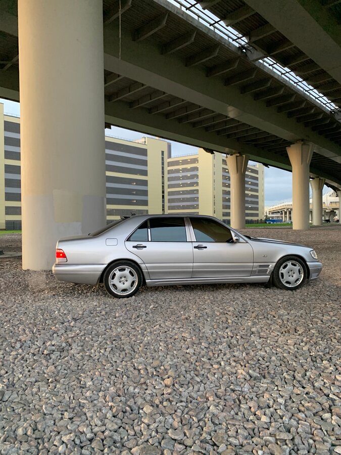 1998 Mercedes-Benz S-Класс 320 Long III (W140) Рестайлинг, серебристый, 1700000 рублей - вид 11