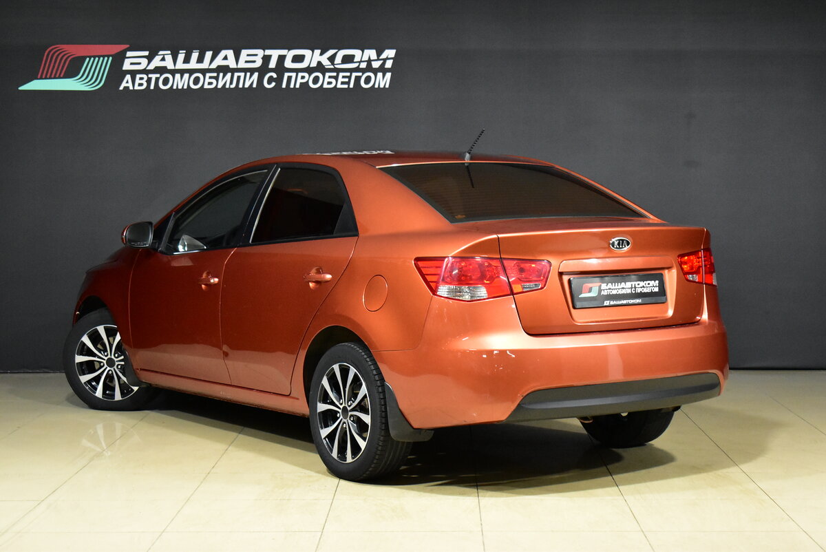 Kia Cerato 2 поколения