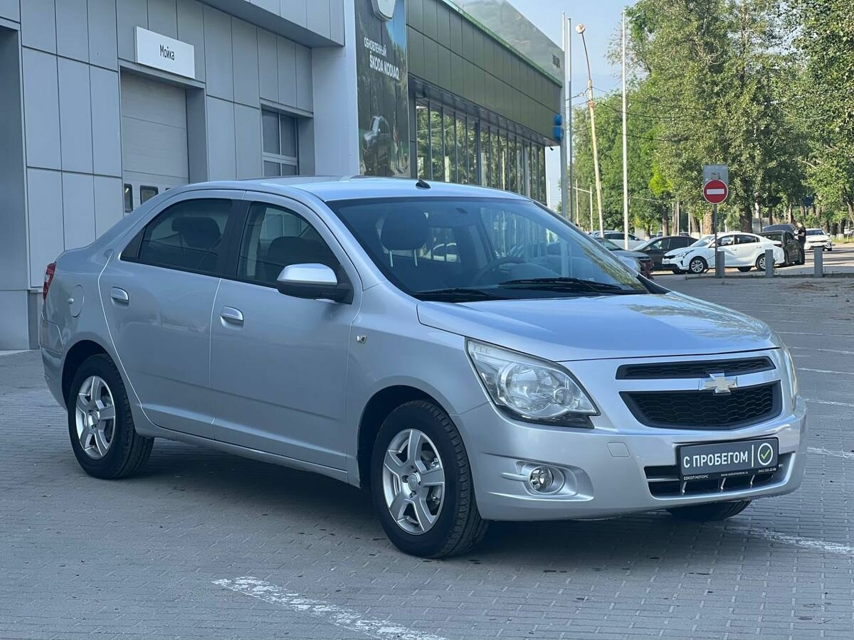 Chevrolet Cobalt 2013 Р±РµР»С‹Р№