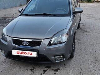 2011 Kia Rio II Рестайлинг, серый, 450000 рублей, вид 1