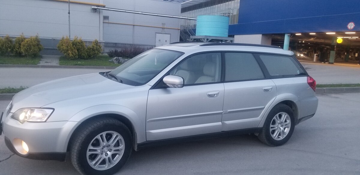 Subaru outback iii