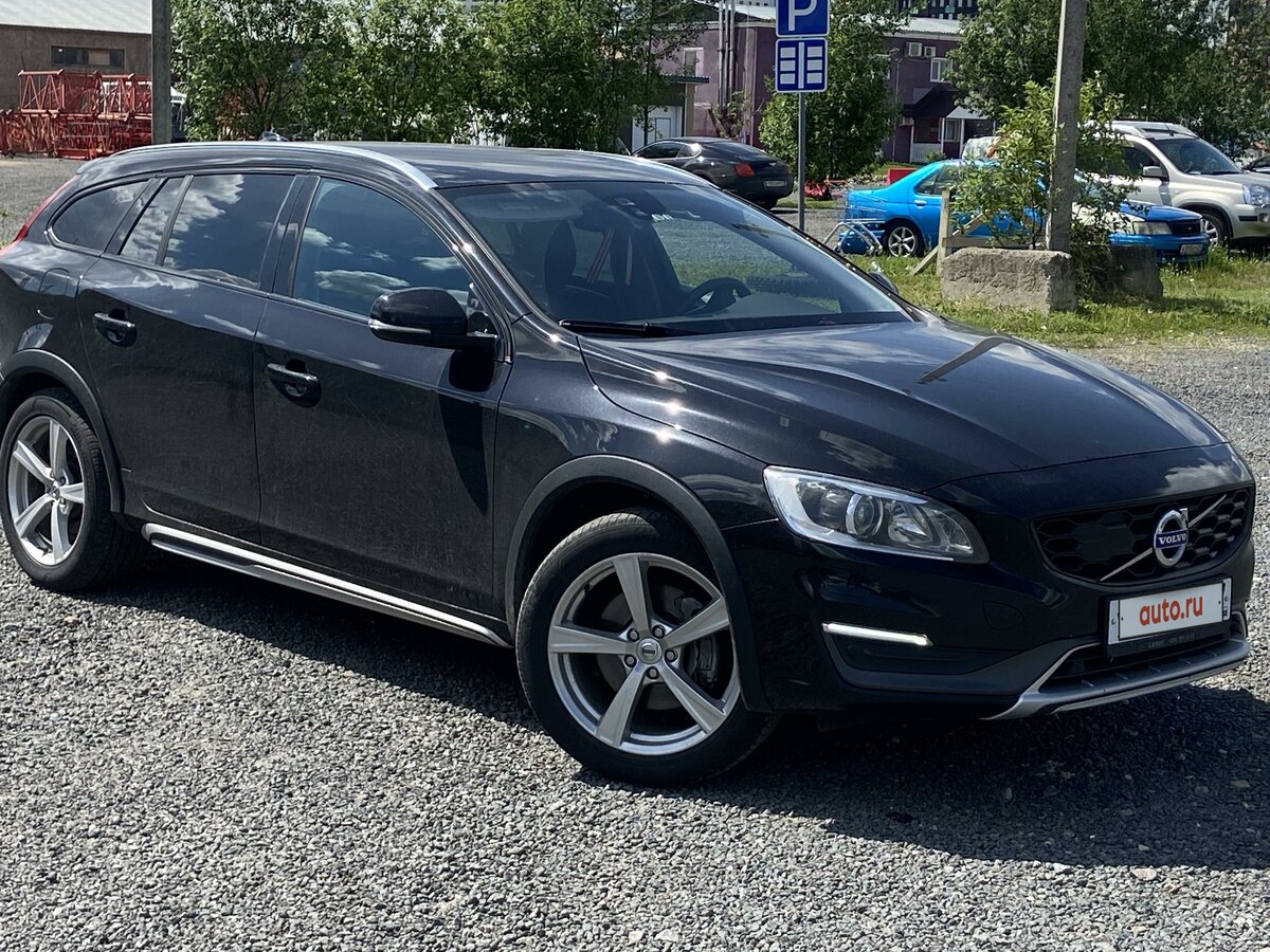 Купить б/у Volvo V60 Cross Country I 2.4d AT (190 л.с.) 4WD дизель ...