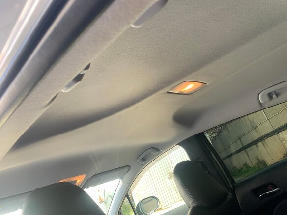 2020 Toyota Prius IV Рестайлинг (XW50), серый, 1950000 рублей - вид 14