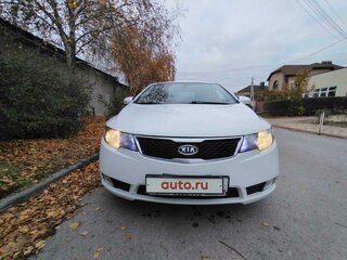 2011 Kia Cerato 4-speed II, белый, 860000 рублей, вид 1