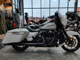 2020 Harley-Davidson Street Glide, белый, 2180000 рублей, вид 1