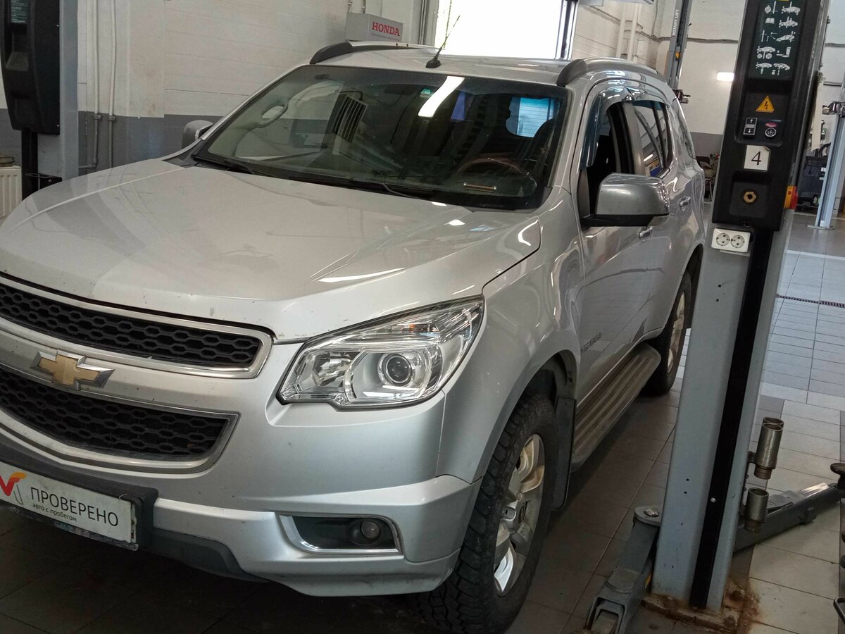 Chevrolet trailblazer 2013