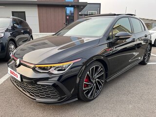2022 Volkswagen Golf GTI VIII, чёрный, 2500111 рублей, вид 1