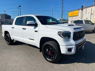 2021 Toyota Tundra CrewMax II Рестайлинг, белый, 10006412 рублей, вид 1