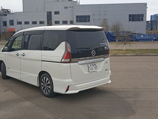 2018 Nissan Serena V (C27), белый, 2200000 рублей, вид 4