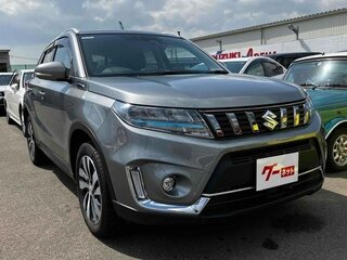 2022 Suzuki Escudo IV Рестайлинг, серебристый, 1424000 рублей, вид 1