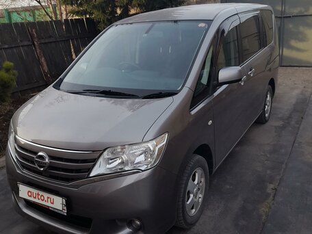 Купить Nissan Serena с пробегом 2011 года по цене от 1 200 000 рублей -  более 16 б/у Ниссан Серена 2011 года на Авто.ру