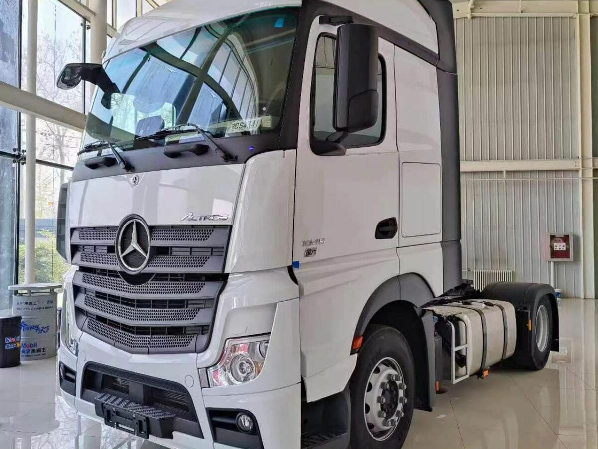 Mercedes Benz Actros 1853