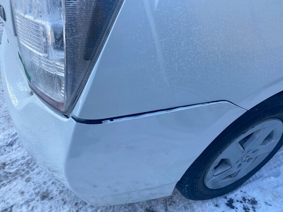 2011 Toyota Prius III (XW30), белый, 680000 рублей - вид 4