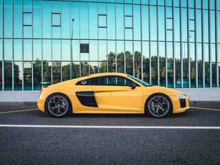 2016 Audi R8 V10 plus II (4S), жёлтый, 10999000 рублей, вид 4