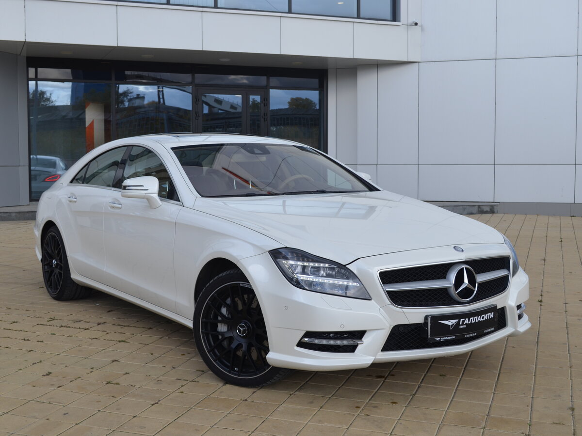 Мерседес CLS 500 белый