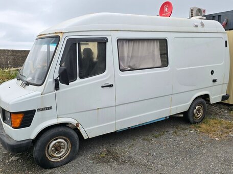 Mercedes Benz T1 1990 930 000