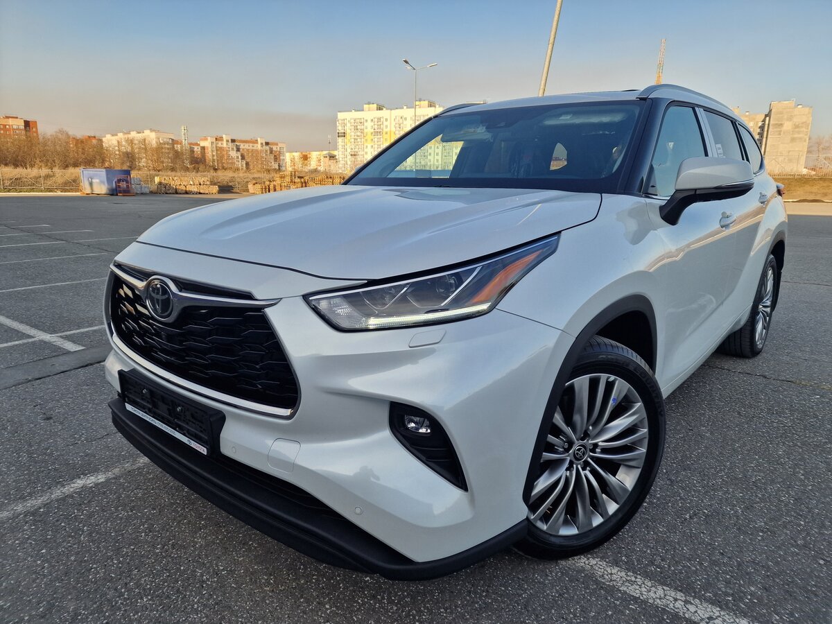 Toyota highlander iv u70