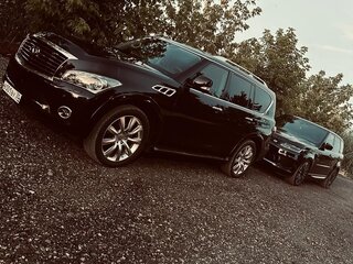 2011 Infiniti QX56 II, чёрный, 2700000 рублей, вид 4