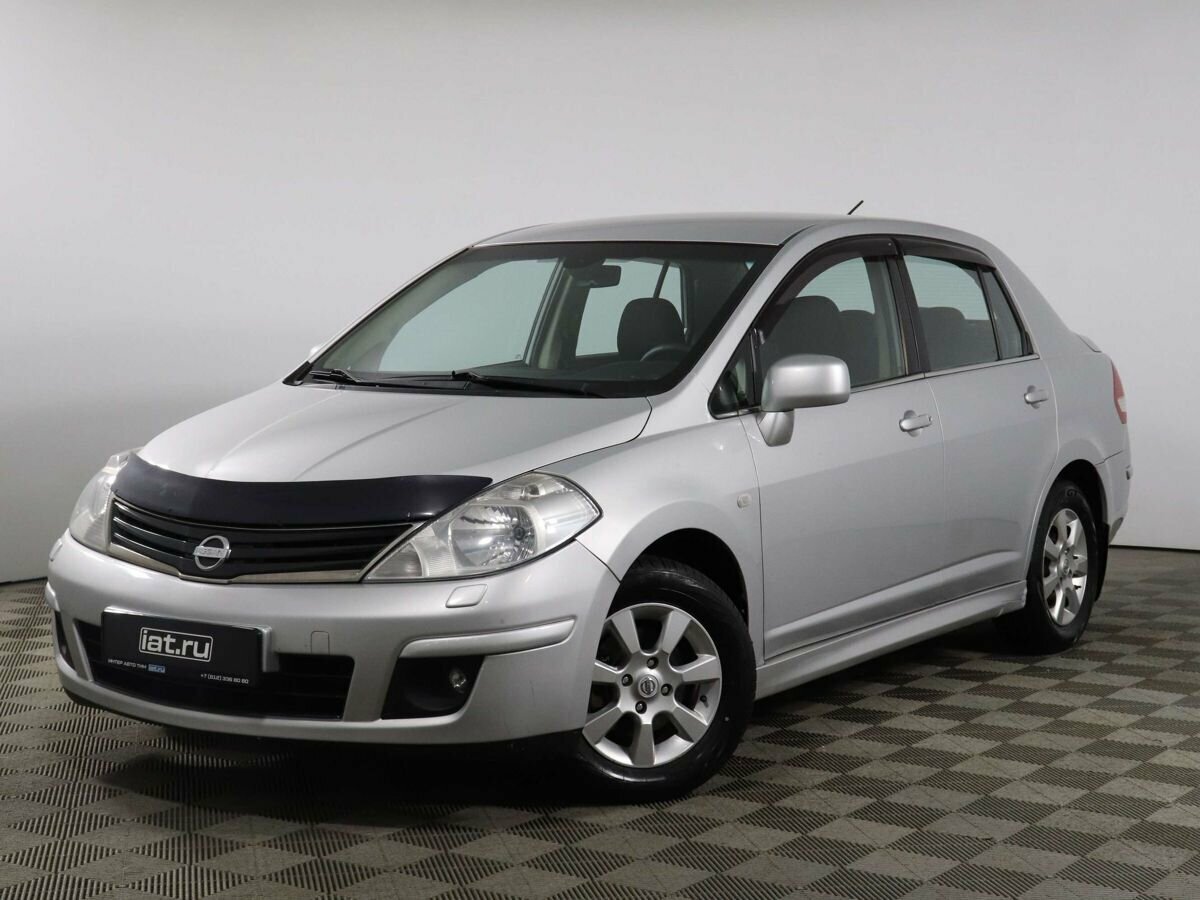 Nissan Tiida 2010