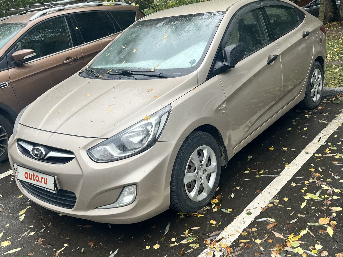 Купить б/у Hyundai Solaris I 1.6 AT (123 л.с.) бензин автомат в Москве ...