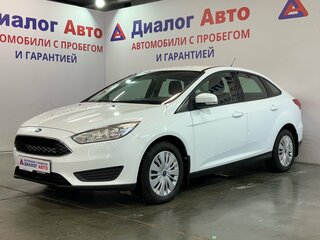 2017 Ford Focus III Рестайлинг, белый, 850000 рублей, вид 1
