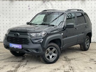 2023 Lada (ВАЗ) Niva I Рестайлинг (Travel), чёрный, 1100000 рублей, вид 1