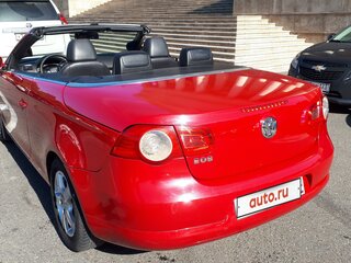 Купить б/у Volkswagen Eos I 1.4 MT (122 л.с.) бензин механика в Сочи:  красный Фольксваген Эос I кабриолет 2008 года на Авто.ру ID 1105556206