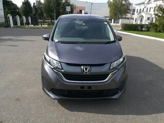 2017 Honda Freed II, серый, 1600000 рублей, вид 1