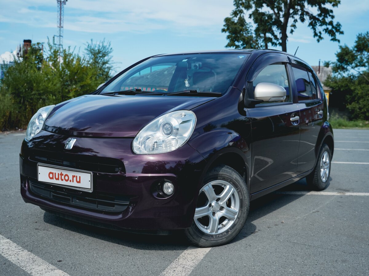 Toyota passo Hana