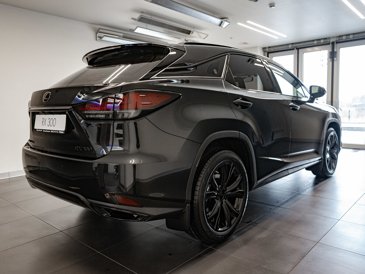 Черный lexus rx
