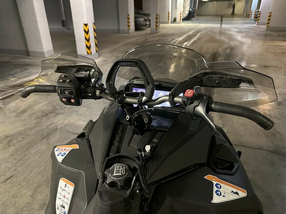 2024 BRP Lynx Brutal RE 900, чёрный, 3100000 рублей - вид 19