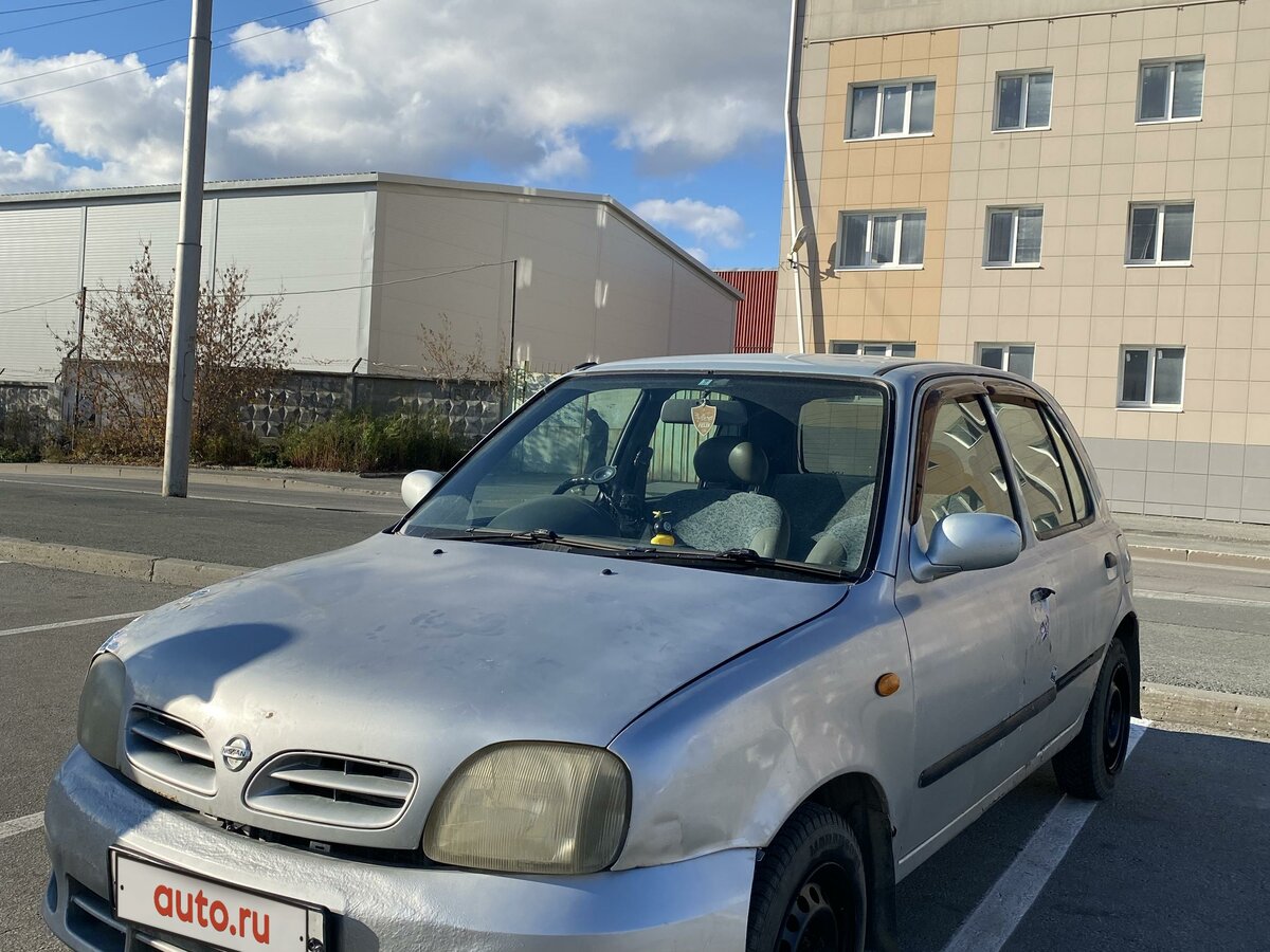 Nissan March 1999