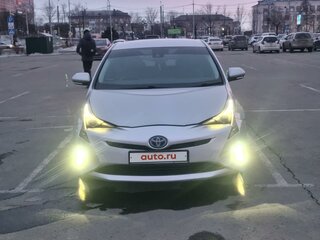2017 Toyota Prius IV (XW50), серый, 1200000 рублей, вид 1