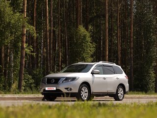 2014 Nissan Pathfinder IV, серый, 1780000 рублей, вид 1