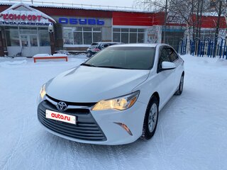 2016 Toyota Camry US Market VII (XV50) Рестайлинг, белый, 2600000 рублей, вид 1