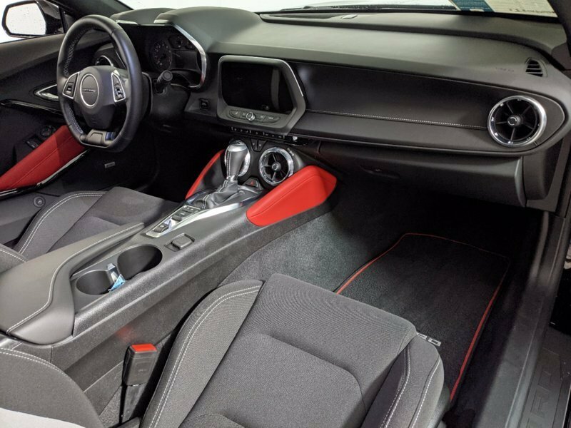 2019 Chevrolet Camaro VI Рестайлинг, чёрный, 3989000 рублей - вид 10