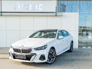 2024 BMW 5 серии Long 530Li VIII (G60/G61/G68), белый, 9690000 рублей, вид 1