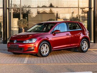 2014 Volkswagen Golf VII, красный, 1095000 рублей, вид 1